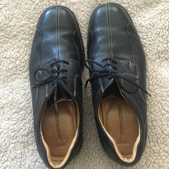 NEVER WORN! Johnston & Murphy Black Oxfords - Picture 1 of 3